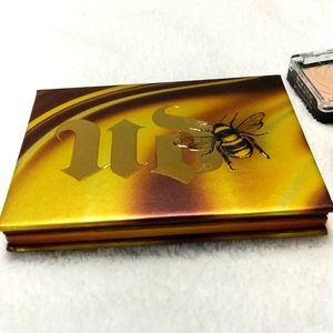 Urban Decay honey pot palette